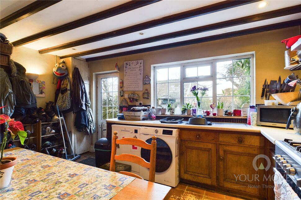 2 bedroom Mid Terrace House for sale, Daventry Road, Norton, NN11 £