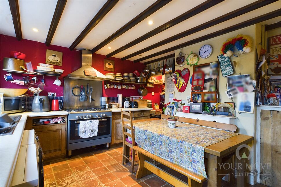 2 bedroom Mid Terrace House for sale, Daventry Road, Norton, NN11 £