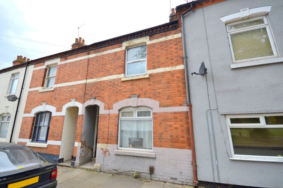3 bedroom Mid Terrace House for sale, St. James Park Road, St James, NN5 £230,000