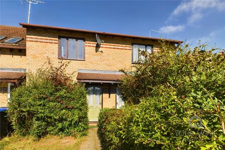 Chardonnay Close, 2 bedroom Mid Terrace House to rent, &pound;1,150 pcm