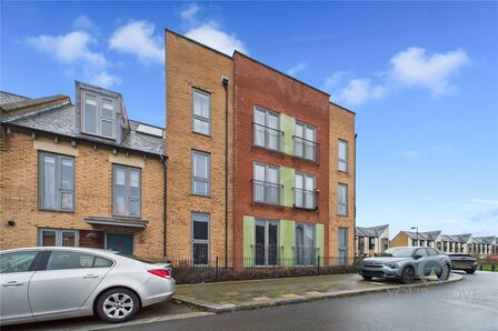 Knot Tiers Drive, 2 bedroom Flat for sale, &pound;180,000