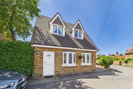 2 bedroom Detached Property for sale