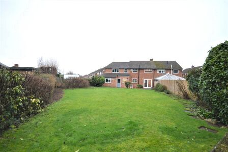 5 bedroom Semi Detached House for sale