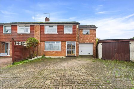 5 bedroom Semi Detached House for sale