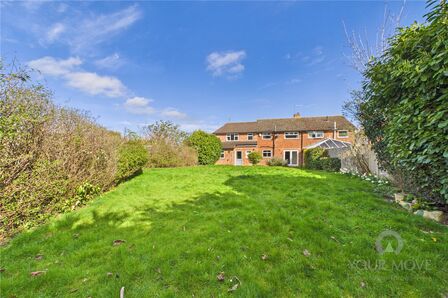 5 bedroom Semi Detached House for sale