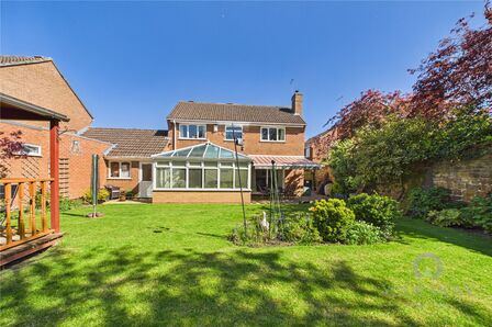 4 bedroom Link Detached House for sale