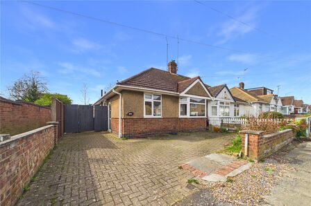 Southfield Road, 2 bedroom Semi Detached Bungalow for sale, &pound;285,000
