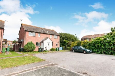 Wordsworth Drive, 1 bedroom  Flat to rent, £850 pcm