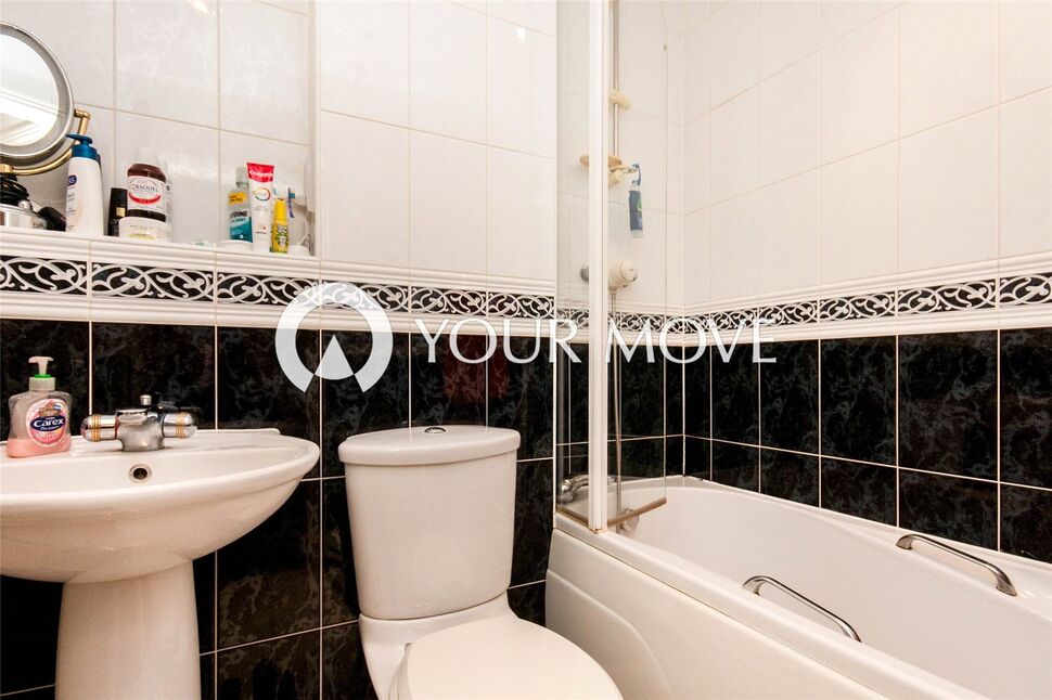 3 bedroom Mid Terrace House for sale, Santos Wharf, Sovereign Harbour