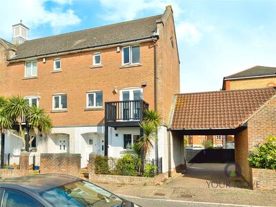 Key West, 3 bedroom Semi Detached House for sale, £370,000