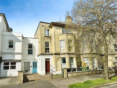 Lushington Road, 3 bedroom  Flat for sale, £350,000