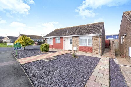 Wordsworth Drive, 2 bedroom Detached Bungalow for sale, £325,000