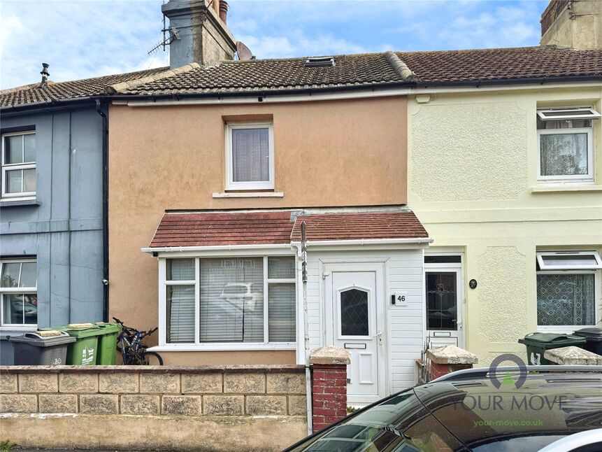 3 bedroom Mid Terrace House for sale