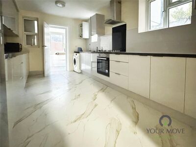Ceylon Place, 1 bedroom  Flat to rent, £600 pcm