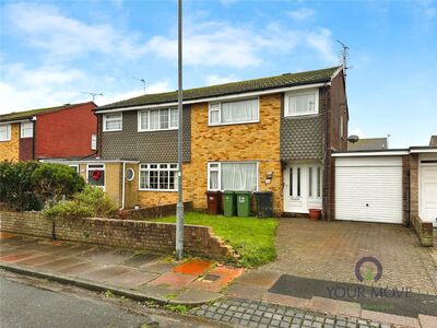Frobisher Close, 3 bedroom Semi Detached House for sale, £260,000