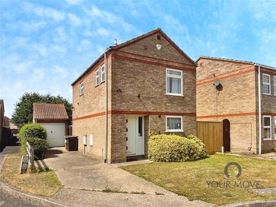 Sturdee Close, 3 bedroom Detached House to rent, £1,600 pcm