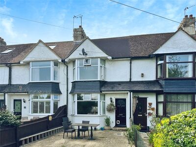 2 bedroom Mid Terrace House for sale