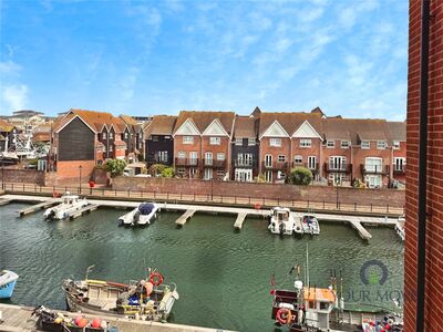 Daytona Quay, 2 bedroom  Flat to rent, £1,250 pcm