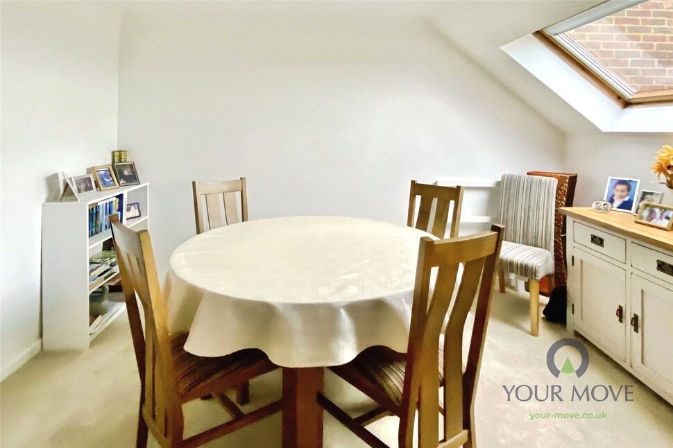 Lounge / Dining Room