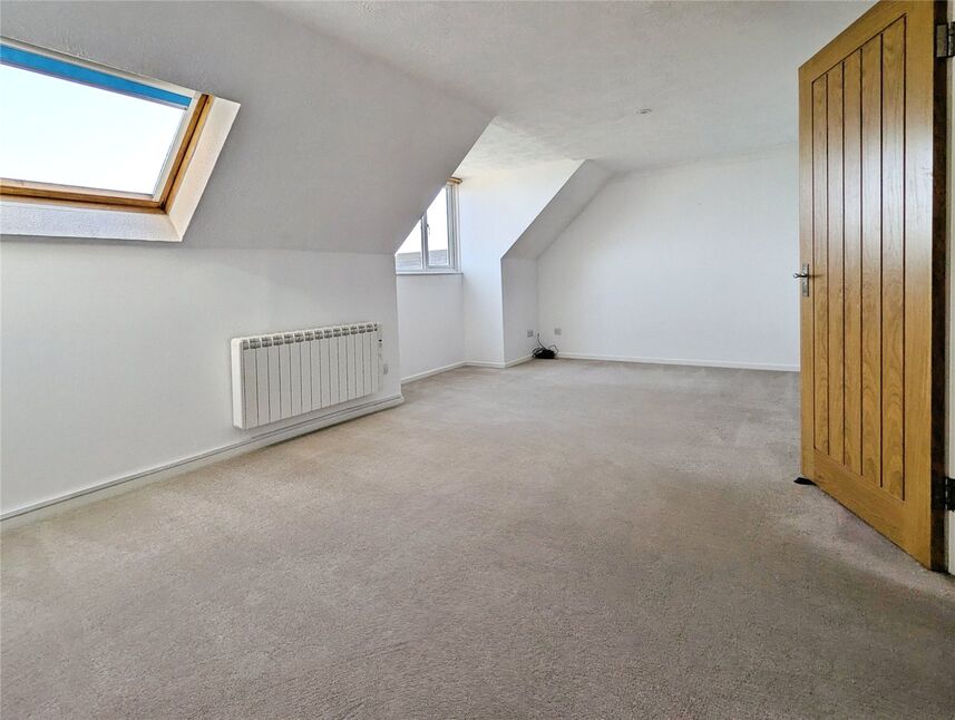 Lounge / Dining Room