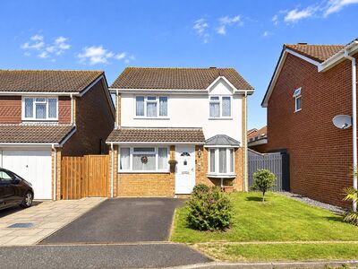 Boston Close, 3 bedroom Detached House for sale, &pound;400,000