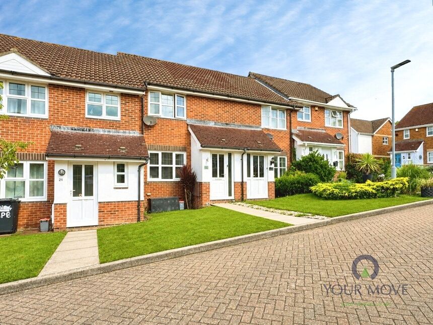 2 bedroom Mid Terrace House for sale