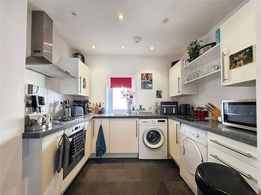 Living Room / Kitchen