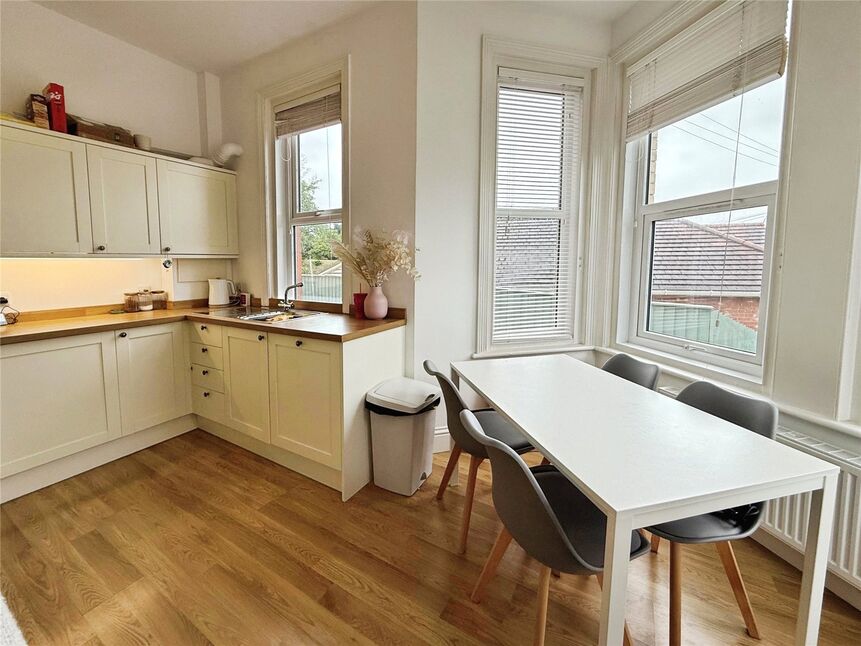 Kitchen / Living Room