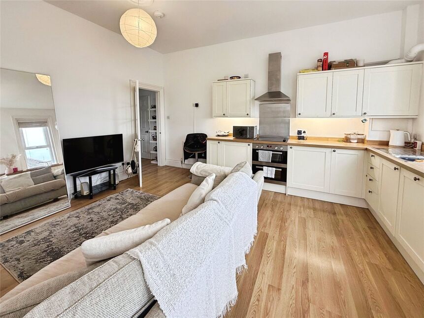 Kitchen / Living Room