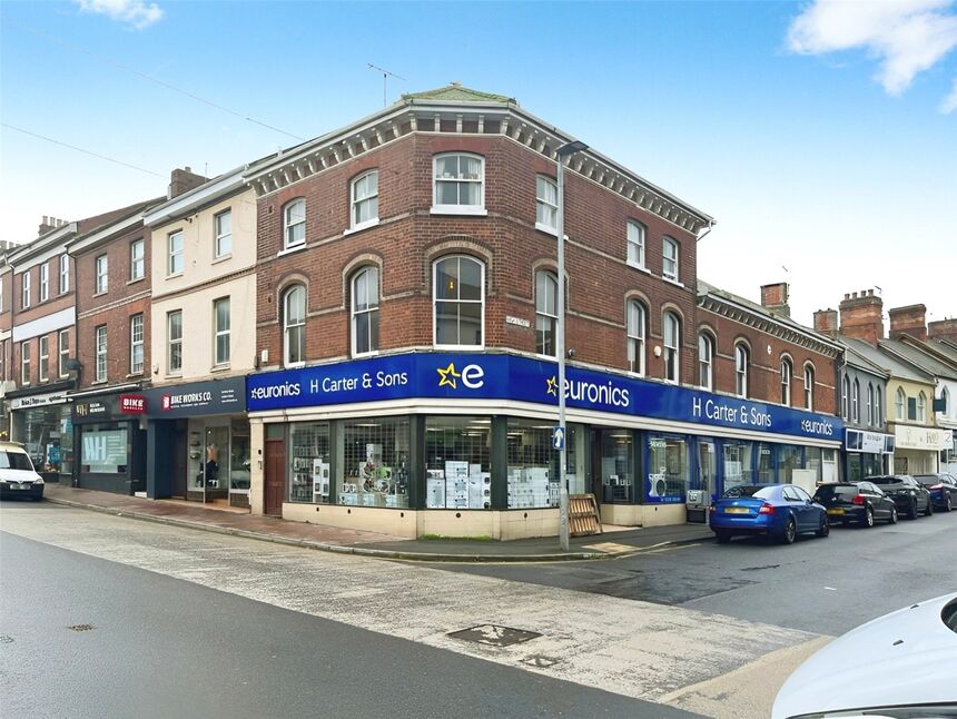 Main image of 2 bedroom  Flat to rent, Rolle Street, Exmouth, Devon, EX8
