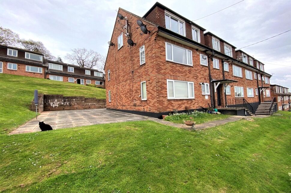 Main image of 2 bedroom Flat to rent, Bradham Court, Exmouth, Devon, EX8