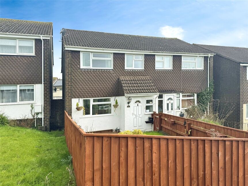 2 bedroom Flat for sale, Foxholes Hill, Exmouth, EX8 £320,000