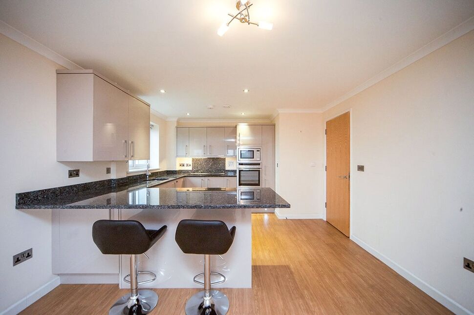 2 bedroom Flat for sale, Foxholes Hill, Exmouth, EX8 £320,000