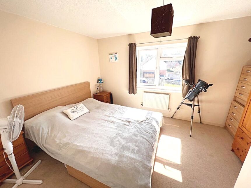 2 bedroom Mid Terrace House for sale, Keats Close, Exmouth, EX8 £200,000