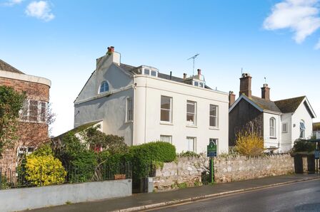 2 bedroom  Flat for sale