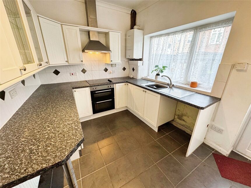 2 bedroom Mid Terrace House for sale, Salisbury Road, Exmouth, EX8 £