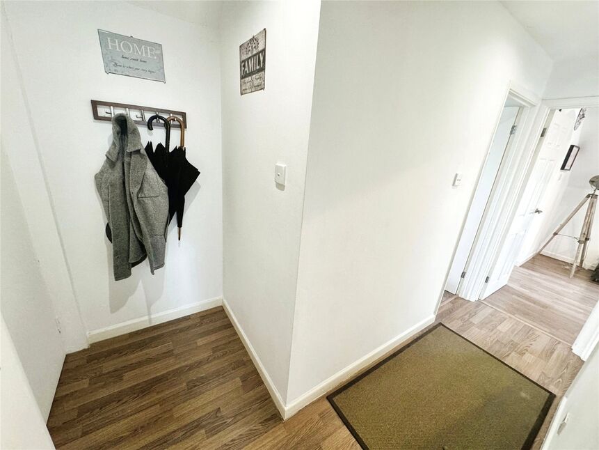 2 bedroom Flat for sale, Hartley Road, Exmouth, EX8 £155,000