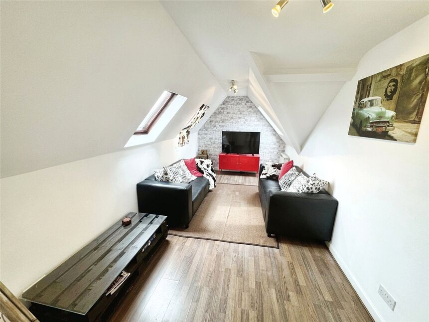 2 bedroom Flat for sale, Hartley Road, Exmouth, EX8 £155,000