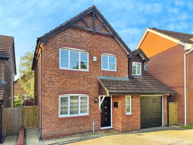 St. Sevan Way, 4 bedroom Detached House for sale, £450,000