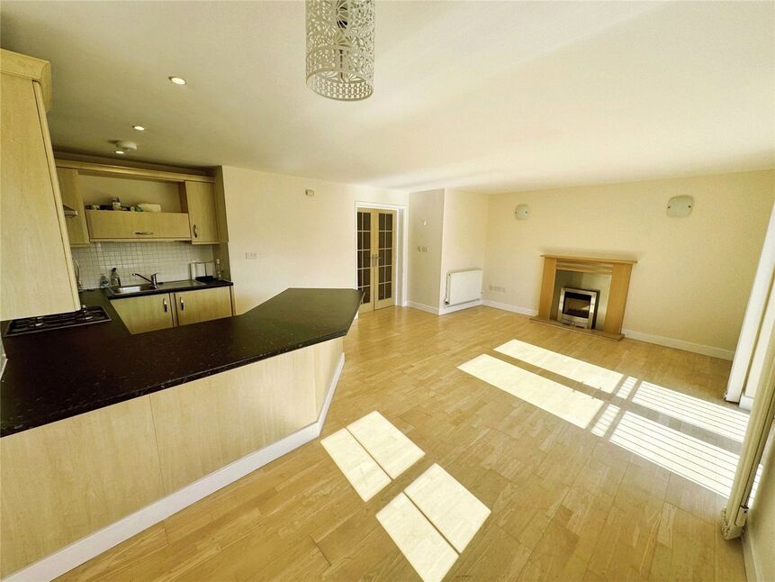 Living Room / Kitchen