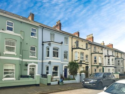 2 bedroom  Flat for sale