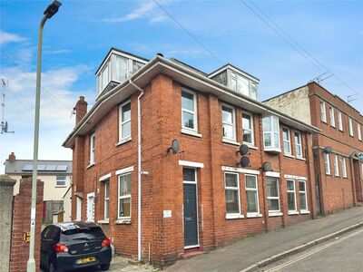 Fore Street, 4 bedroom  Flat to rent, £1,200 pcm