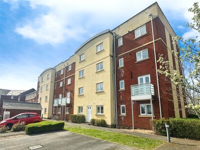 Heraldry Walk, 2 bedroom  Flat for sale, £190,000
