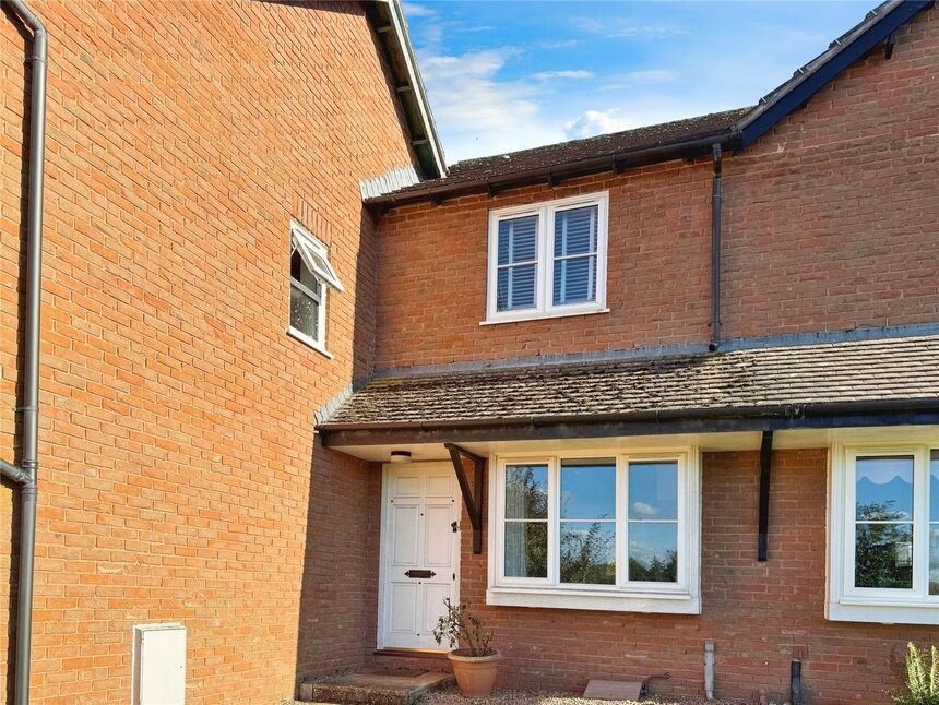 Main image of Mid Terrace House to rent, Broadview, Broadclyst, Devon, EX5