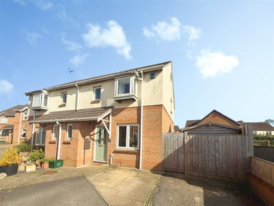 Keats Close, 3 bedroom Semi Detached House for sale, &pound;325,000