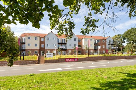 1 bedroom  Flat for sale