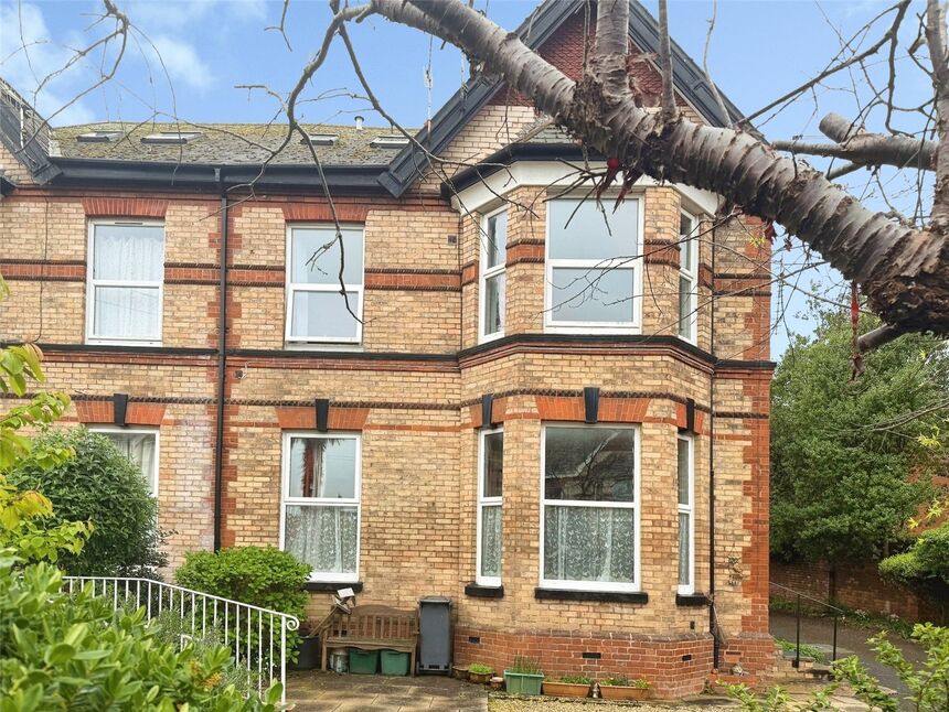 Main image of 2 bedroom Flat for sale, Hartley Road, Exmouth, Devon, EX8