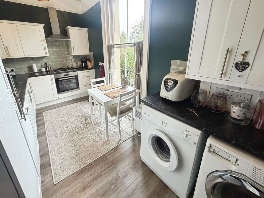 Kitchen / Breakfast Room