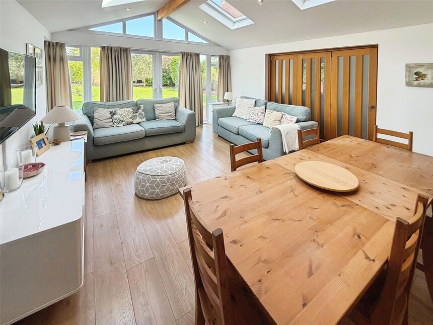 Family / Dining Room Area