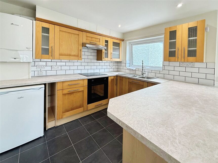 Living Room / Kitchen